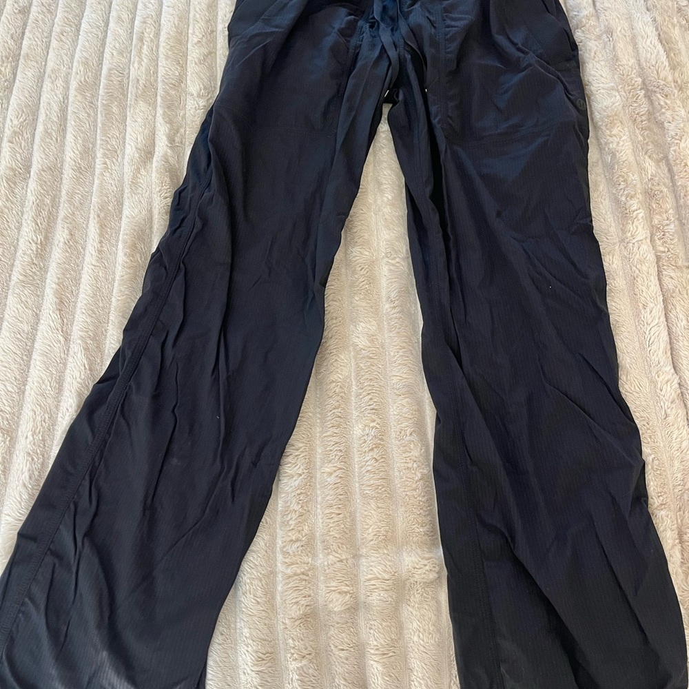 Lululemon black Dance Pants- like new